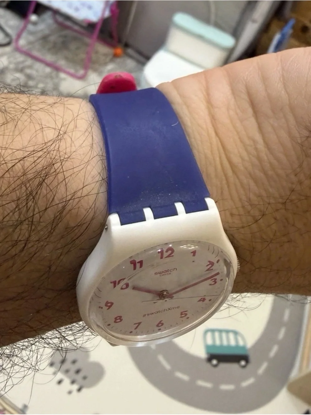 Swatch Gent IN THE BLOCK Men's Women's Watch 34mm White Pink Blue SO28W400